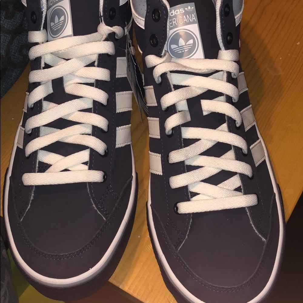 Adidas mens 10.5
